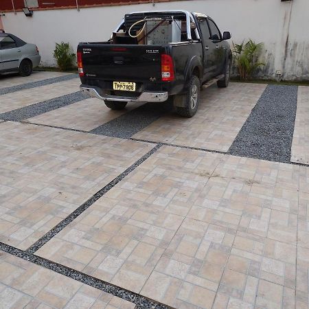 Apto 2 Dorm, A 250M Praia Do Indaia, Aceitamos Pet Bertioga Exterior photo